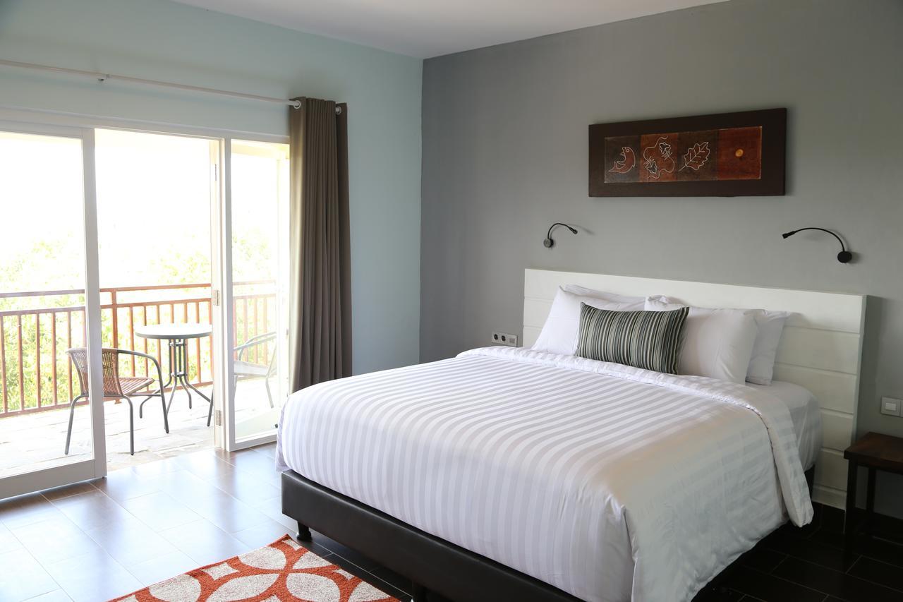 บุโรพุทโธ ฮิลล์ Hotel มาเกอลัง ภายนอก รูปภาพ